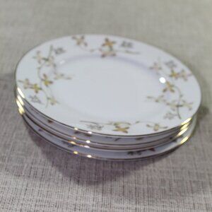 Set of 4 Summit Fine China Japan Barbara, Porcelain 6.25" Dessert / Salad Plates